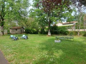 Maisons de vacances GITE LA COTE de GRAVES : photos des chambres