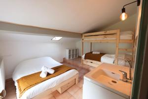 Sejours chez l'habitant Chambres dans villa nichee au coeur des montagnes : photos des chambres