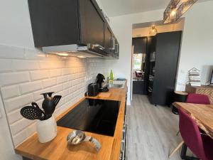 Au Cœur du Marché, Appartement Confort avec Wifi, Centre-ville