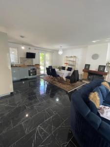 Villas maison familiale eaubonne : photos des chambres
