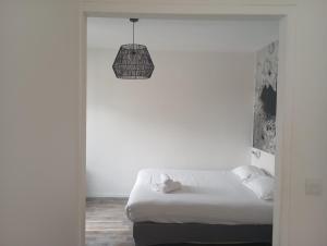 Arty Paris Porte de Versailles by River