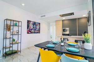 Luxury Apartment Amanecer Villamartin