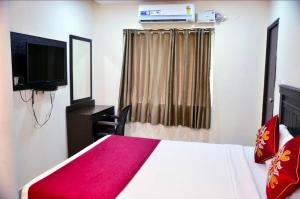 Hotel Sitara Grand
