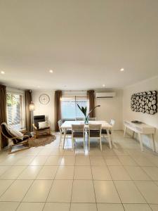 Entire modern house near the beach