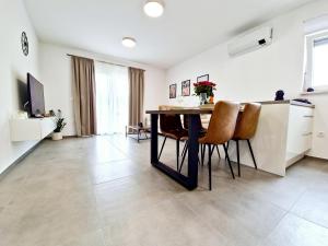 Apartments Laura & Nino