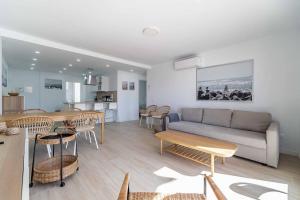 117-Modern Apartment in the Heart of Fuengirola!