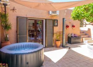 Casa de la Roca - A Beautiful 2 Bed2 Bath Detached Villa