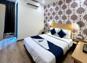 Nidra Hotel near Yashobhoomi Sector 10, Dwarka,Delhi