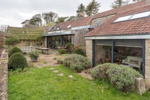 Bohemian Luxury House - Beautiful View - 10min to Bath