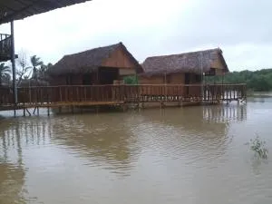 LA CAPANNINA CHEZ LEA - Morondava