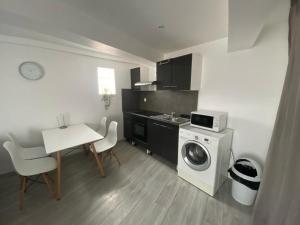 T3 Terrasse vue Cathédrale Climatisé