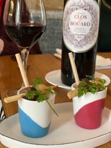 Hotels AUX DUCS DE SIENNE : photos des chambres