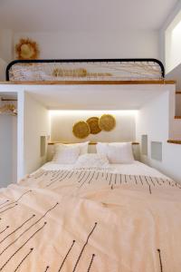 Arcadia Luxury Rooms Seaside Cuisine