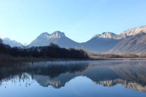 Appartements Appartement T3 classe trois etoiles au calme de plain-pied au centre Doussard avec vue sur montagne, lac Annecy a proximite : photos des chambres