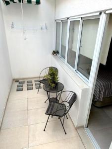 Monoambiente cálido, luminoso, con cochera!!!!