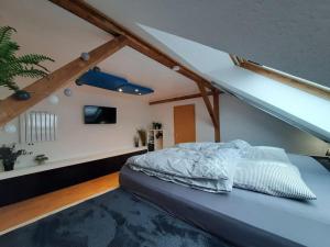 FeWo Grüne Linie mit Balkon-Parken-Wallbox-TV-KoNi