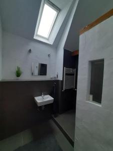 FeWo Grüne Linie mit Balkon-Parken-Wallbox-TV-KoNi