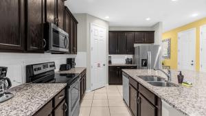Magical Retreat Minutes from Disney