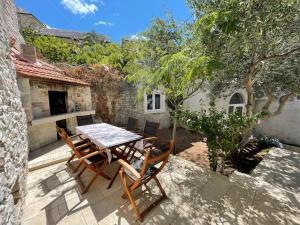 Apartmani Brač