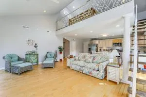 New Bern Home with Water View about 6 Mi to Downtown! - Fairfield Harbour