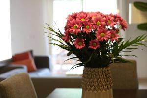 Maravilloso adosado para 8 en entorno privilegiado by Hometels