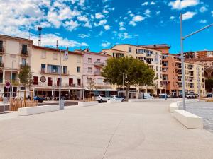Appartements Residence Costa Vermella, vue mer et montagne au calme : photos des chambres