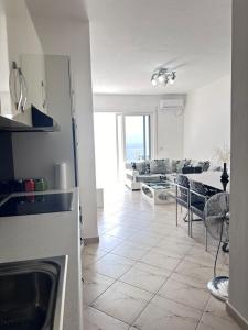 TINI Sea View Apartment Sarande