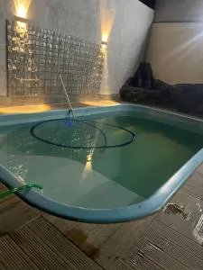 Casa grande com piscina - 伊塔博拉伊