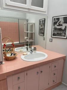 Appartements Surplombant le port de Beaulieu sur mer : photos des chambres