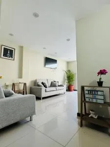 Cómodo y hermoso departamento amoblado - Majes