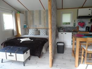 B&B / Chambres d'hotes le haut village chambres d'hotes en baie de somme : photos des chambres