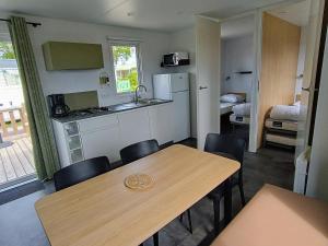 Campings Camping de la Tour AMBON : photos des chambres