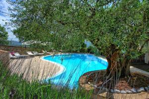 Villa Paradiso by PosarelliVillas