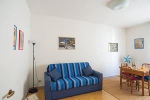 Radio Apartment