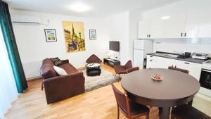 FilinHome Gunduliceva Suite 5