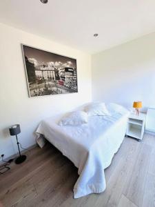 Studio, piscine, parking