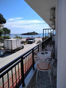 ISLAND VIEW BEACH APARTMENT