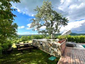 Resort Franko Spacious house with a pool