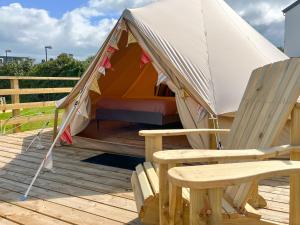 Greystones Glamping - Tent 2