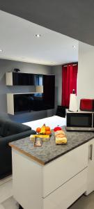 Appartements NIMES Studio meuble 27 m² : photos des chambres