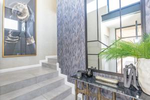 30 Tahari Coastal Estate