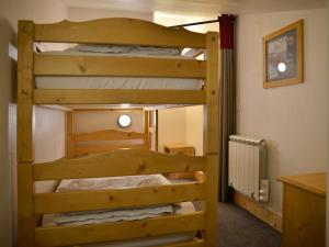 Appartement duplex 6 pers · Ski aux pieds · Piscine chauffée · Animaux admis - FR-1-181-2805