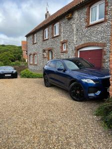 HOXNE HOUSE WEYBOURNE NORTH Coast 5 bedroom j72