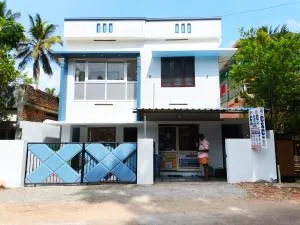 Grace home stay - Pūvār