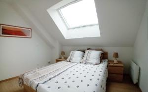 T2 NEUF DANS MAISON RENOVEE