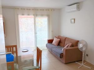 ALCAVISTA - garage, AC, fibre net, 350m to ocean, tv channels, sunsets and La Gomera view from balcony