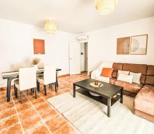 Pura Vida - Terraza, Piscina, Playa 15mn, Sierra