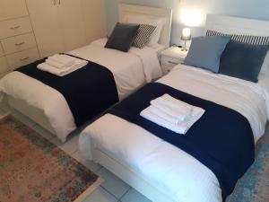 Απέριττον 2 (Aperitton 2)