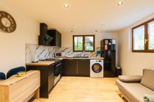Appartements Appartement en rez-de-chaussee avec vues sur les montagnes : photos des chambres