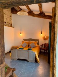 Maisons d'hotes Chambre Jungle vue sur la campagne a 15min d-Albi : photos des chambres
